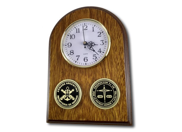 197-3 Reloj con Grabado 51 18x25 cm